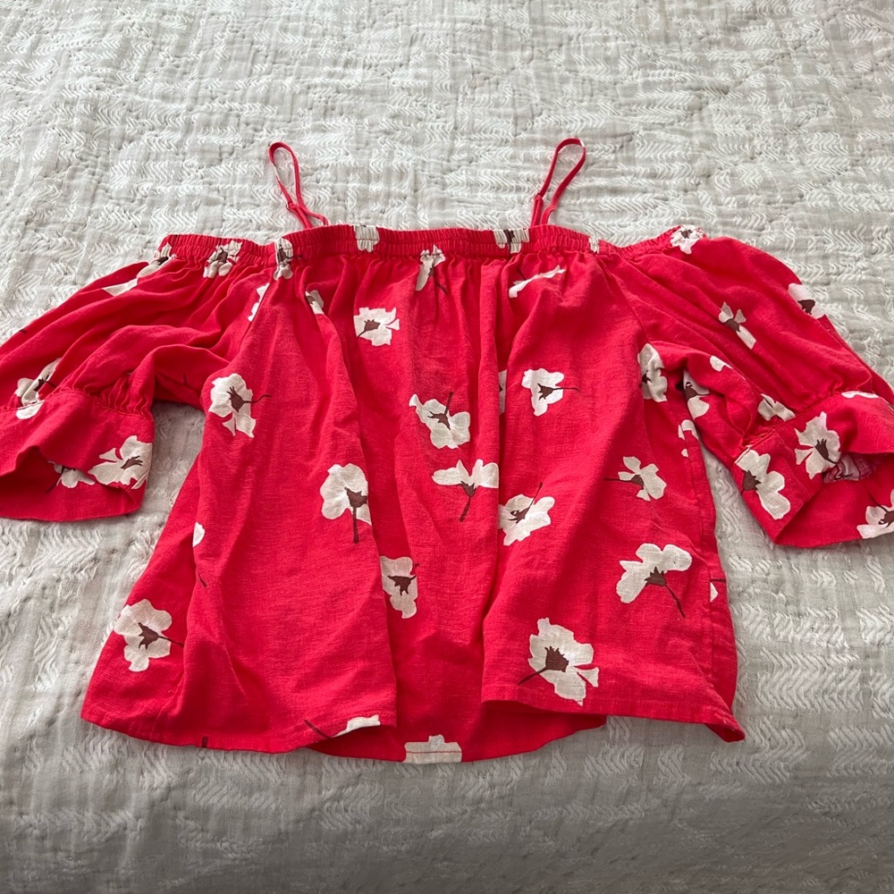 Universal Thread Red Smocked Ruffled Blouse
